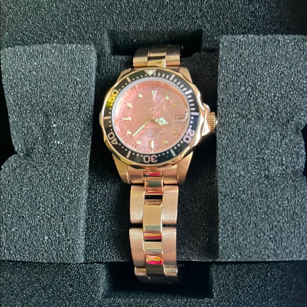 Invicta rose gold Stainless steel with Black Bezel 24mm